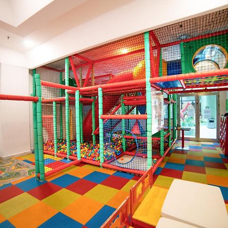 Holiday World Resort Benalmádena Εξωτερικό φωτογραφία