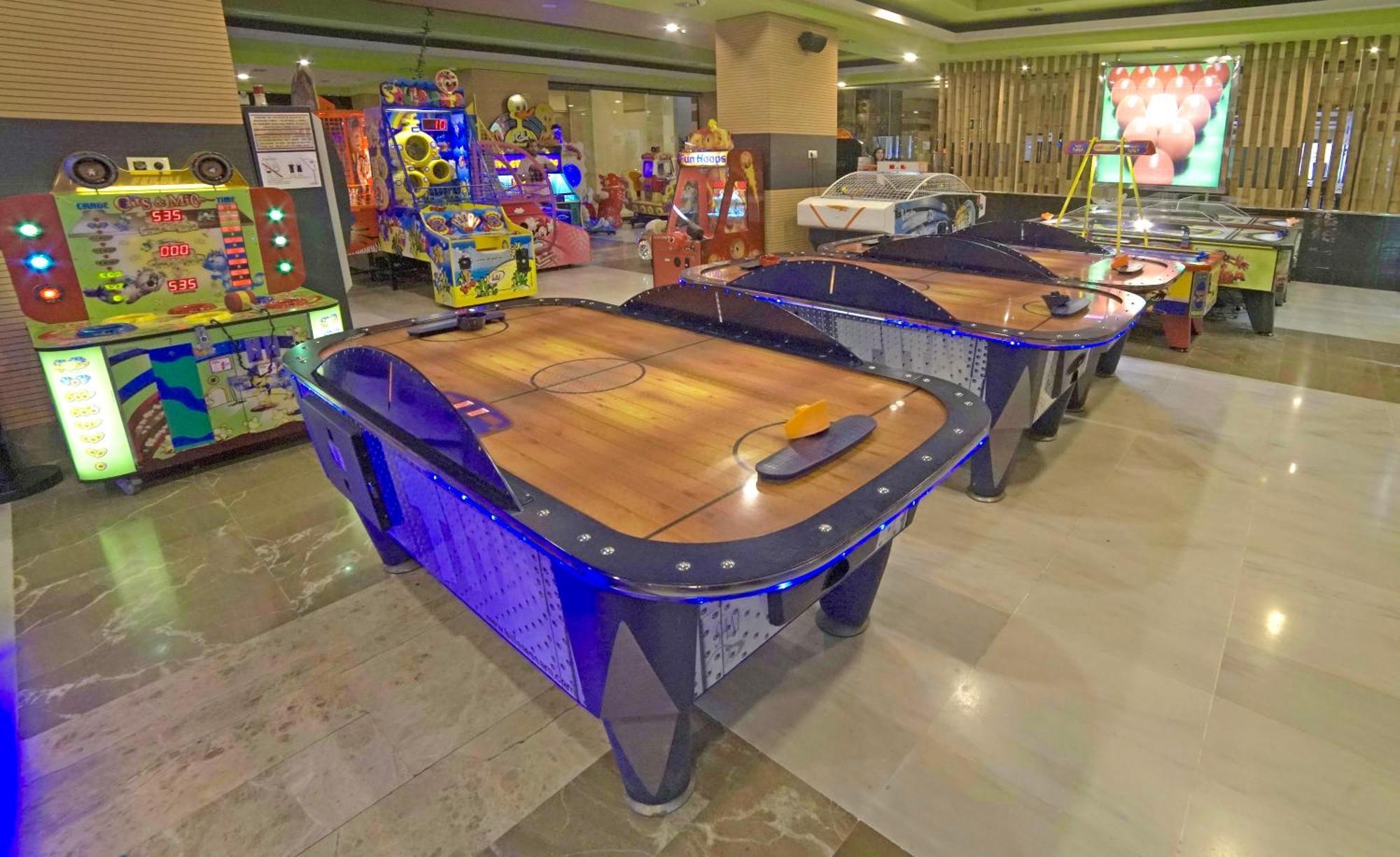 Holiday World Resort Benalmádena Εξωτερικό φωτογραφία