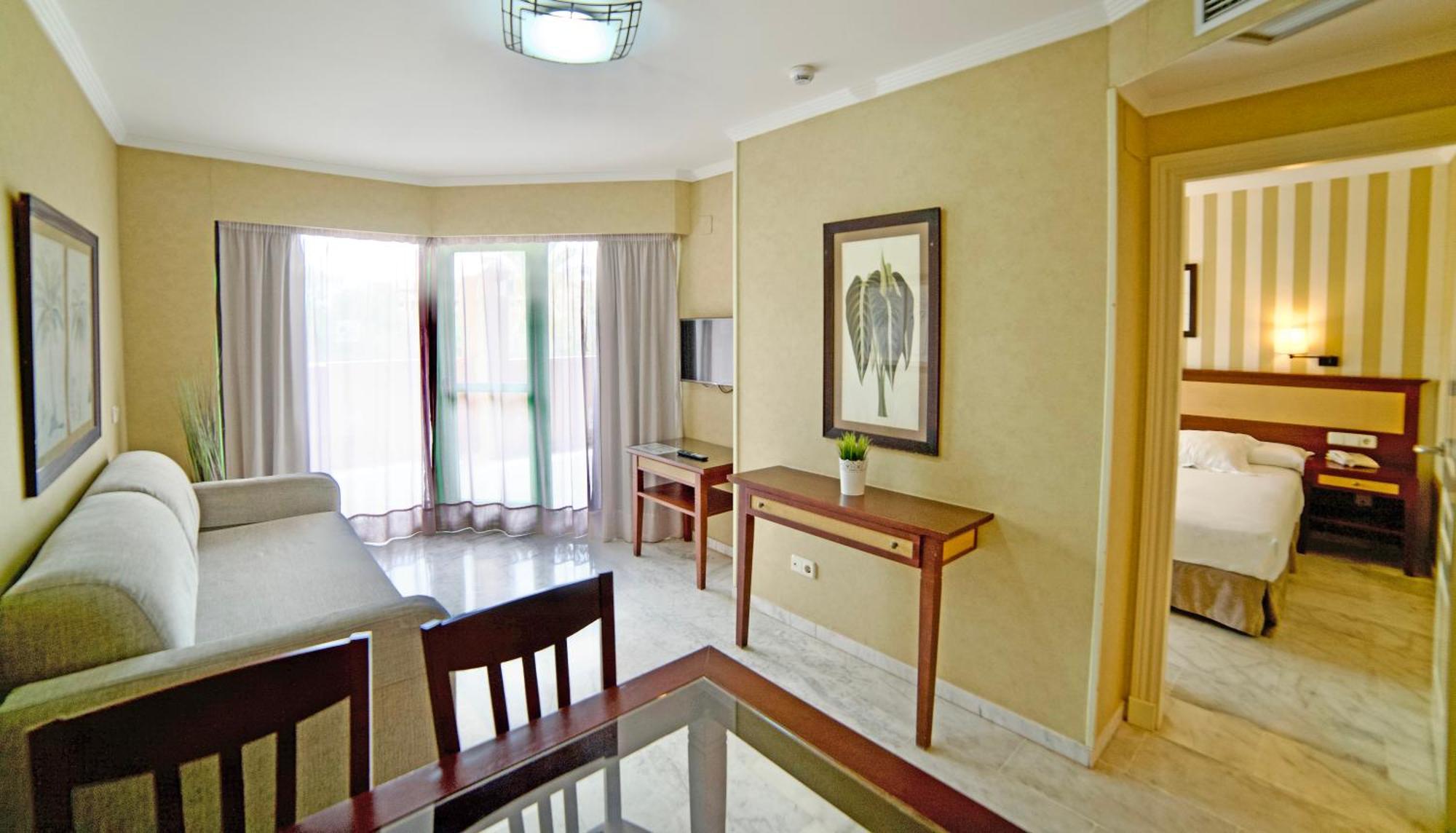 Holiday World Resort Benalmádena Εξωτερικό φωτογραφία
